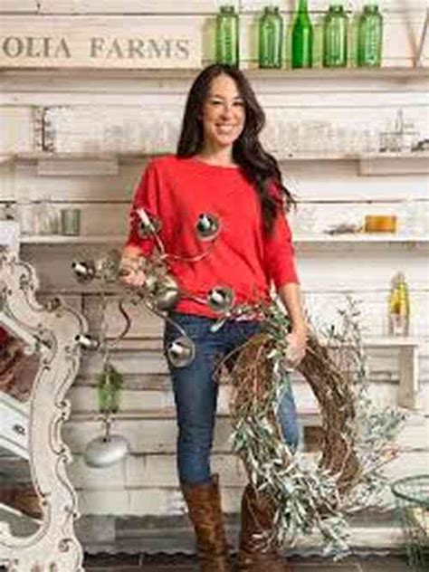 Joanna Gaines Age Net Worth Height Affair Career And More