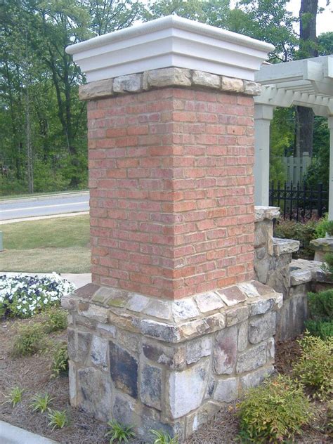 Stone And Brick Column Cm Residential