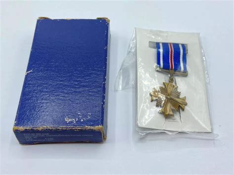 Post Ww2 Us Boxed Miniature Distinguished Flying Cross Medal In General