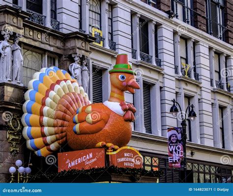 Thanksgiving Parade Turkey Ballon At Macy`s New York City Usa 2019
