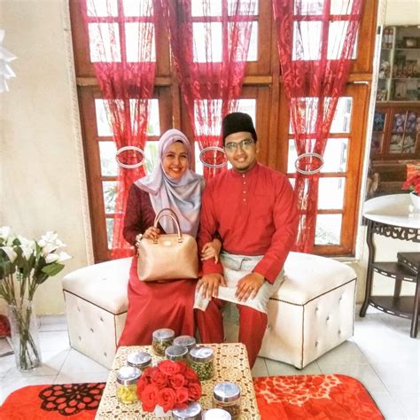 Majlis akad nikah nik idzni dalila kamal effendi. get on with life!
