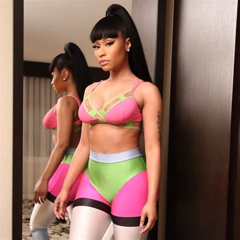 Nicki Minaj Rocks Killer Curves At 2015 Iheartradio Summer Pool Party Photos