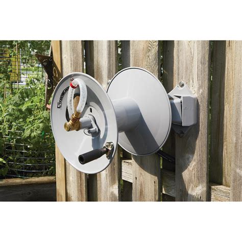 Strongway Parallel Or Perpendicular Wall Mount Garden Hose Reel — Holds