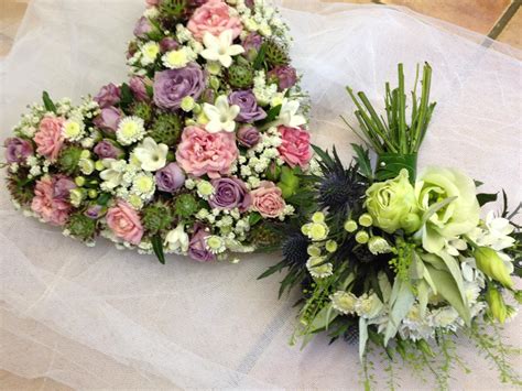 We are available in canada, uk, usa, south america, europe and australia Buy Funeral Flowers & Wreaths Online - Telford, Albrighton ...