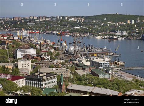 Golden Horn Bay In Vladivostok Russia Stock Photo Alamy