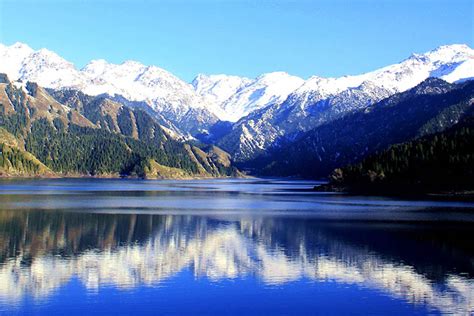 Tainchi Lake Urumqi Heavenly Lake Of Tianshan Mountains
