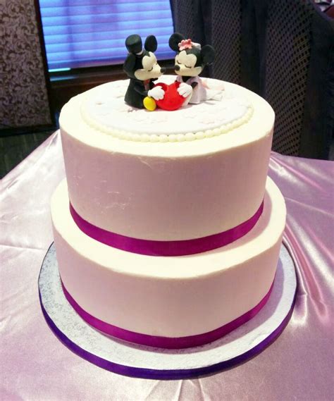 Lisa And Aldrics Wedding Cake With Mickey And Minnie Mouse Toppers