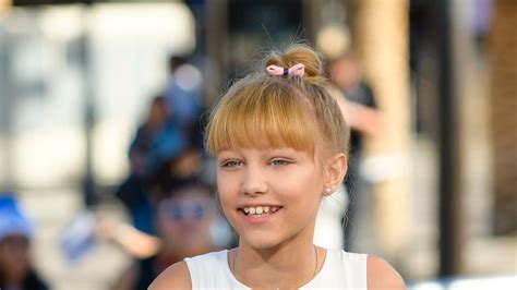 ‘agt Winner Grace Vanderwaal Is All Grown Up With A Dramatic New Look