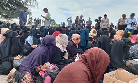 184 Etnis Rohingya Kembali Terdampar Di Pantai Lamnga Aceh Besar Aceh