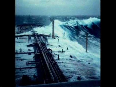 This song first appeared on lightfoot's 1972 lp don quixote, the first of two singles to be released. Great Lakes Disasters - Theodor Fontane und Gordon ...