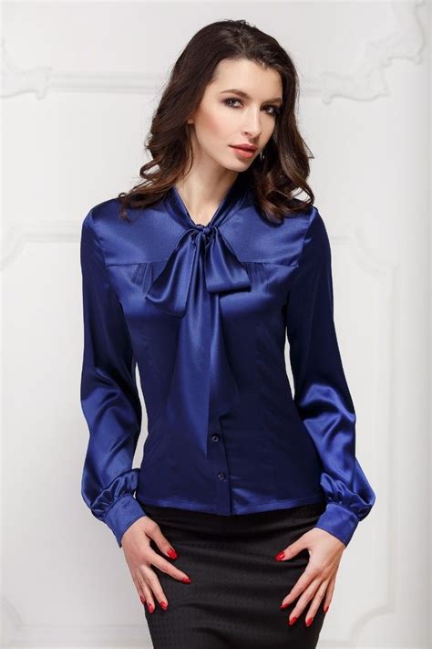 Beauty At Work Beautiful Blouses Satin Blouses Silk Outfit