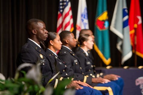 Into Commission Rotc From Columbus State Become Us Army Officers