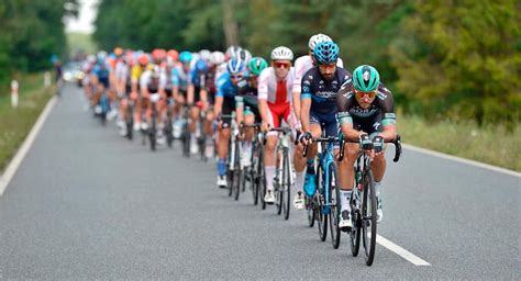 Polonia está aún más exigida tras la derrota. Mads Pedersen, ganador de la segunda etapa de la Vuelta a ...