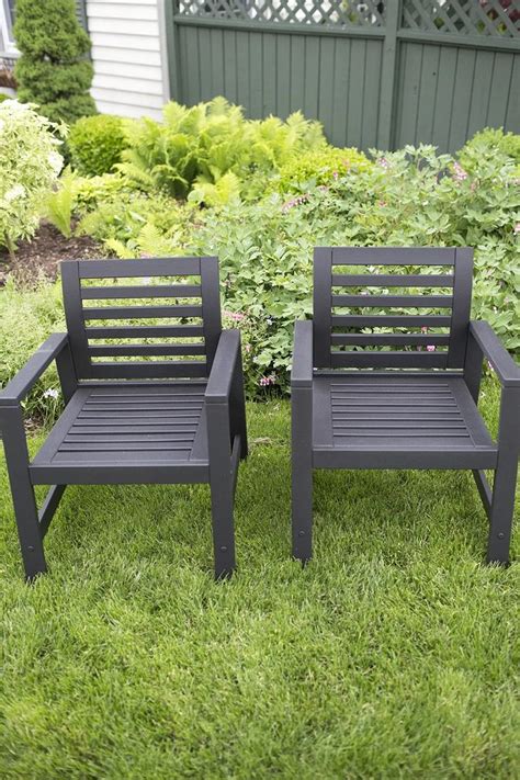 How to Paint Patio Furniture Like a Pro - Room for Tuesday Refinished