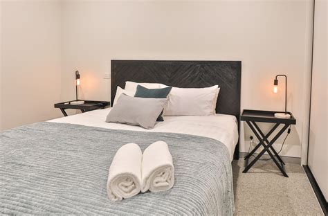 City View 3 Bedroom Penthouses - Indulge Apartments