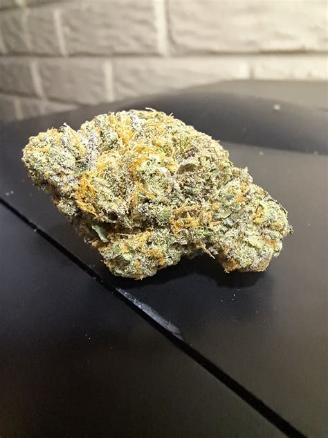 Alien Breath Marijuana Strain Information & Reviews | AllBud