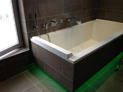 Whirlpools, sauna, sinks, bathtubs & more for modern luxury bathrooms. bath Starck Duravit | taps Dornbracht | ledlight Project ...