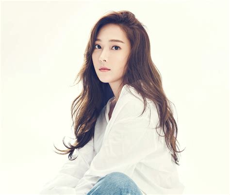 Jessica Jung Reveals Her 16 Steps Beauty Routine