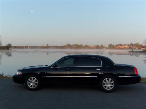 2011 town car signature limited retail 4dr sedan, engine: Used 2011 Lincoln Town Car Executive L for sale #WS-10211 ...