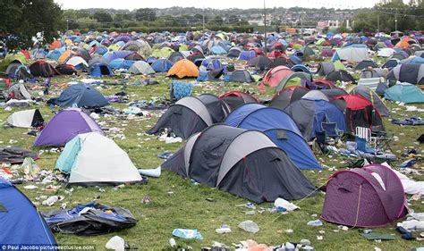 attendees of uk reading festival leave behind 60 000 tents and camping gear worth 1m