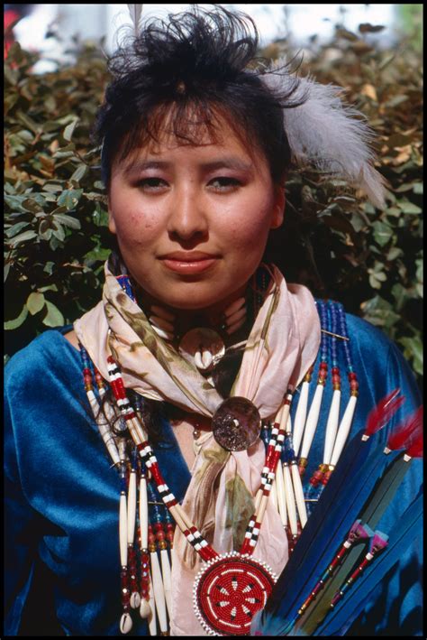 [american Indian Woman In Traditional Clothing] Side 1 Of 1 The Portal To Texas History