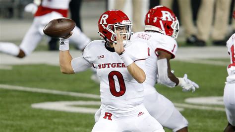 Rutgers football has 3 quarterbacks, Greg Schiano is playing them all