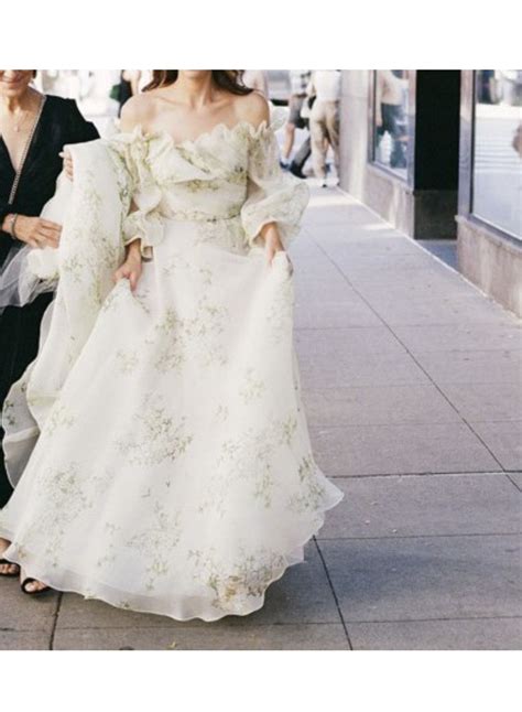 Monique Lhuillier Bloom Wedding Dress Save 40 Stillwhite