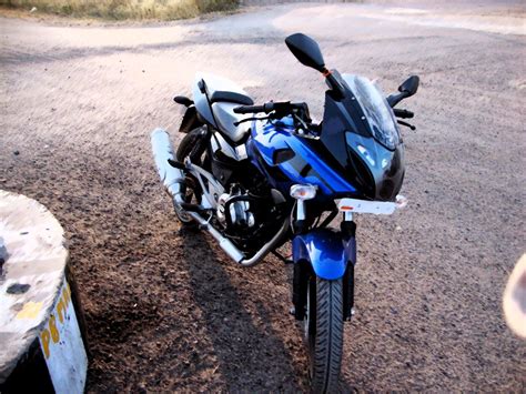 Bajaj pulsar 220 f is available in 4 colours also. Bajaj Pulsar 220F Wallpapers - Wallpaper Cave