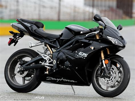 2008 triumph daytona 675 back to 2008 triumph motorcycle index page. TRIUMPH DAYTONA 675 - Review and photos