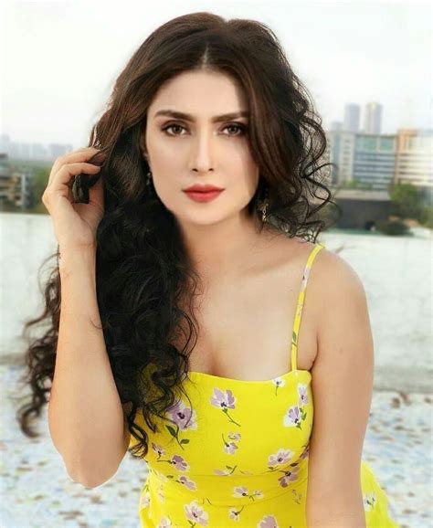 Ayeza Khan Hot Celebrity Pictures Ayeza Khan Bikini Pictures