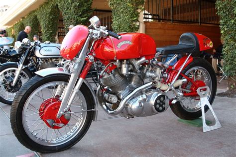 Vincent 1000 Motorbikes Classic Motorcycles Cafe Racer Motorcycle