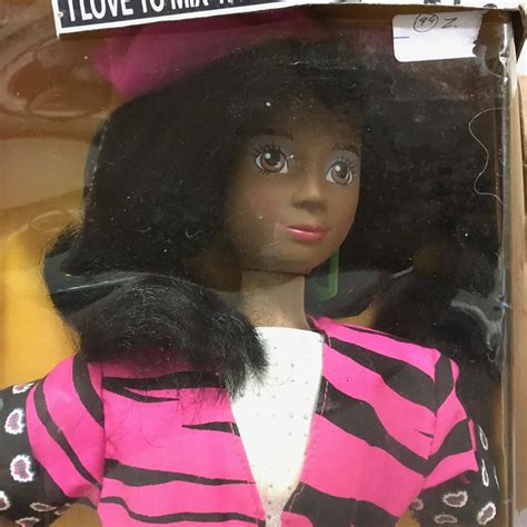 8605 Vintage Mattel Hot Looks Zizi 19″ African American Doll Mib Doll Peddlar