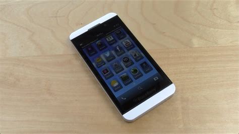 Domino qiu qiu dan banyak game poker gratis, game online yang sangat populer! Blackberry Z10 White VIDEO PROFILE - YouTube