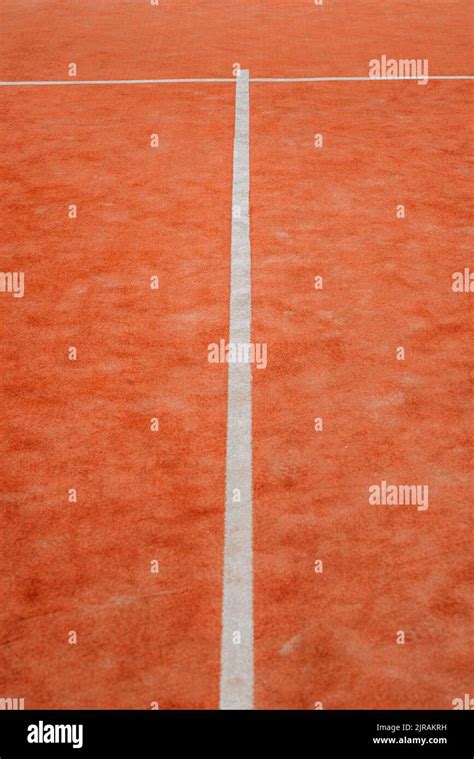 A Minimalistic Shot Of A Red Tennis Court Markings Stock Photo Alamy