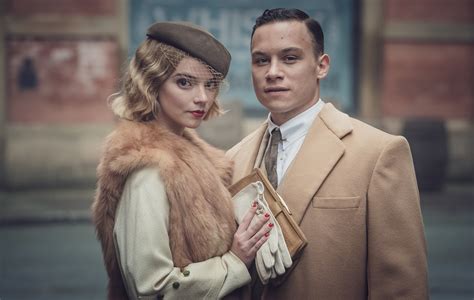 Gina gray is the scheming wife of michael gray. 'Peaky Blinders' Season 5 - release date, trailer, cast ...