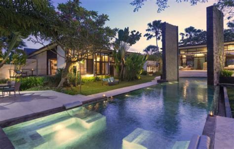 Batu Bolong Canggu Ba Indonesia Recently Renovated Contemporary Luxury Villa In Batu Bolong