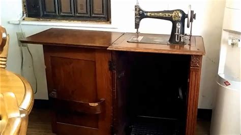 Singer Treadle Sewing Machine In Cabinet Resnooze Com