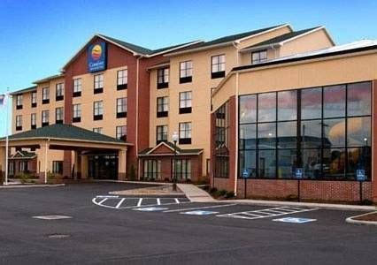 Comfort inn of kent is the place to stay no matter what the reason, or the season! Comfort Inn & Suites Kent Kent (Ohio) The Comfort Inn ...