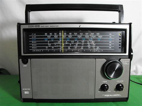 Realistic Dx 66 Am Fm Air Sw Shortwave Radio Vintage 1980s Radio Shack