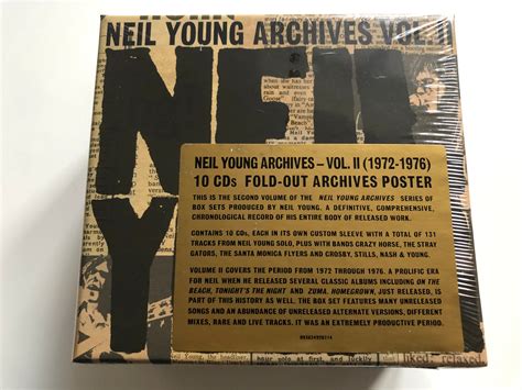 Neil Young Archives Vol Ii 1972 1976 10 Cds Fold Out Archives