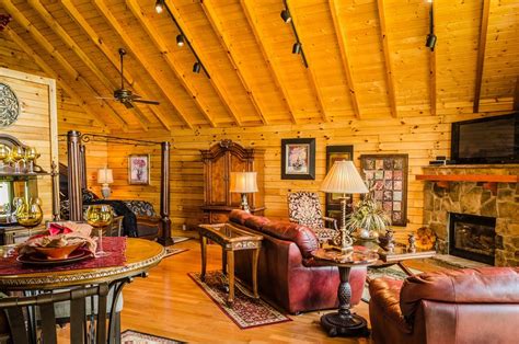 Looking for cabin rentals in west virginia? Royale Cabin - hot tub honeymoon at Golden Anchor Cabins ...