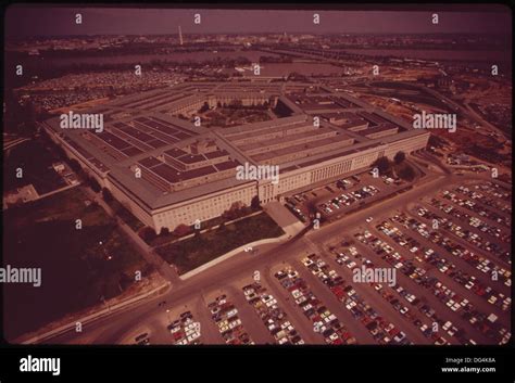 Aerial View The Pentagon Hi Res Stock Photography And Images Alamy