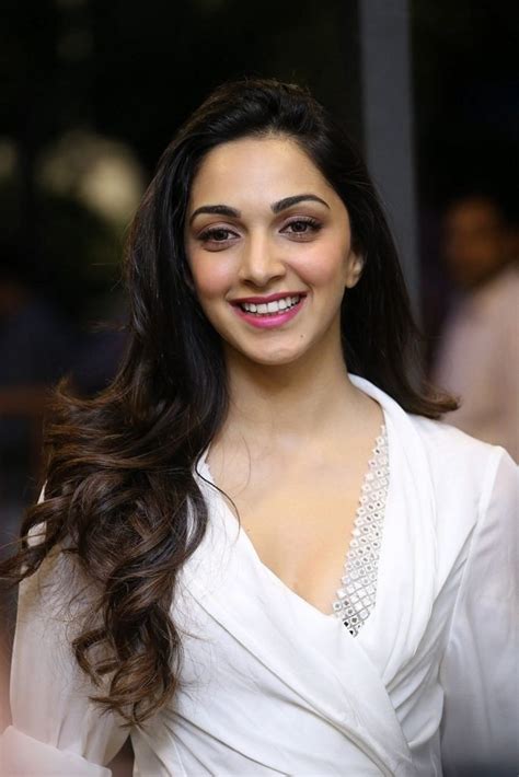 Top 50 Hot Blond Pictures Of Kiara Advani The Blond Post