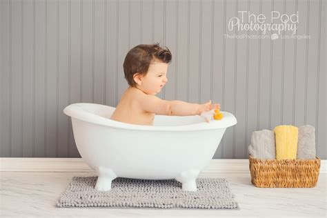 Kid baby take a bath in white bathtub. miniature-bathtub-photo-set - Los Angeles based photo ...