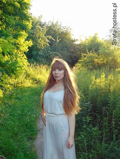 W czym się specjalizuję, gdzie pracuję, jak się ze mną skontaktować. Hostessa Małgorzata Rakowska - Poznań - Strefa-hostess.pl ...