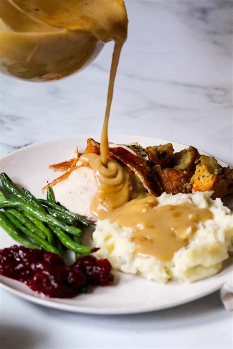 how to make gravy from turkey pan drippings dwardcooks