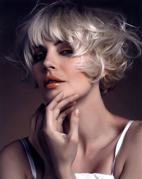 Developer for medium, light brown, or a 30 vol. 15 Super Cool Platinum Blonde Hairstyles to Try - Pretty ...