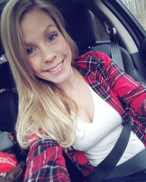 Sexy Girls In Flannels Barnorama