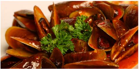 10 resep masakan dengan saus padang, enak, pedas, dan bikin nagih. RESTORAN DE' LEUIT BOGOR - Bunda Alazi