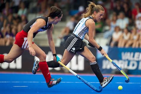This video of argentina hockey team was filmed a few years ago and it was when the team was still struggling to reach a higher international level. Argentina hands Canada its second loss at Women's World ...